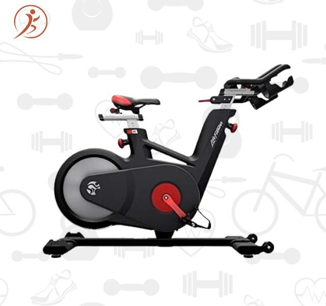 Life Fitness IC5 Recumbent Bike