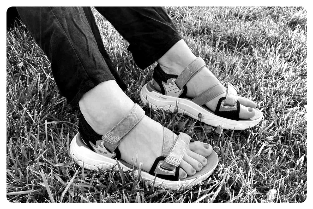 Sandals for Plantar Fasciitis - Keep You Stepping Comfortably!